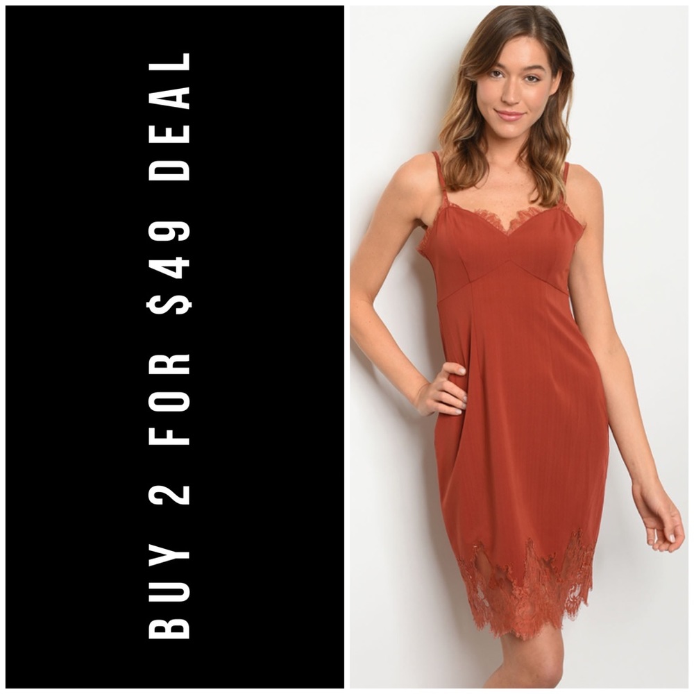 ☀️RUST LACE SLIP DRESS